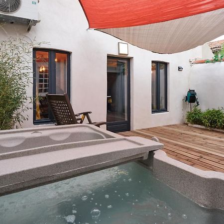Melina - jacuzzi - maison avec cour climatisée proche cité médiéval Carcassonne Esterno foto